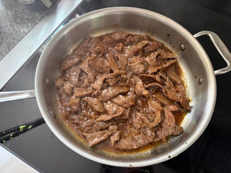 image of cooked beef for beef and broccoli
