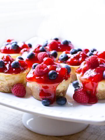 mini cheesecake recipe on platter