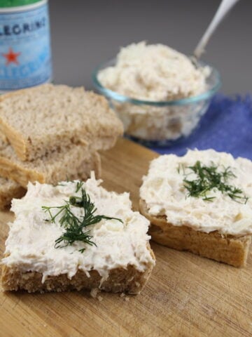 canned chicken spread , cream cheese, canned chicken breast, spread, homemade bread