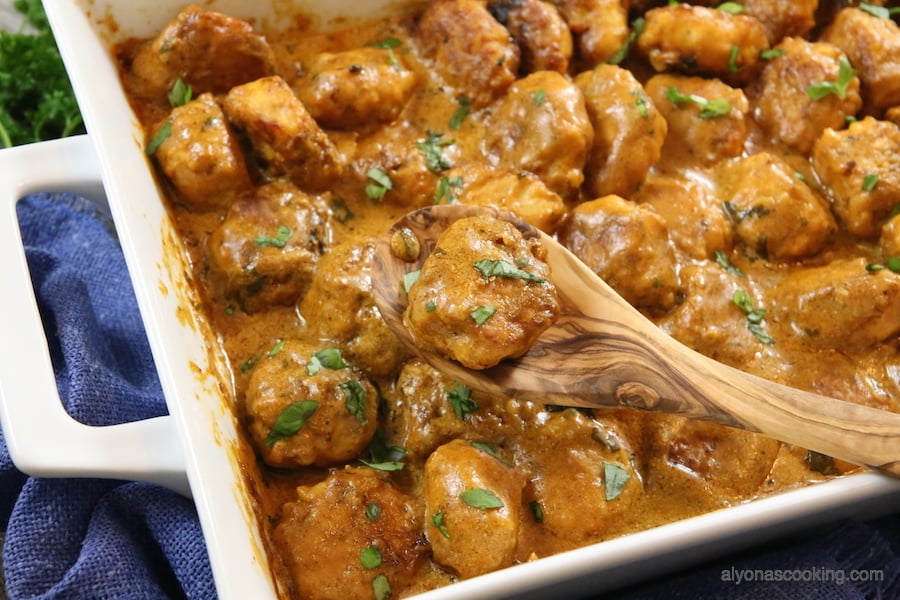 chicken-meatballs-cream sauce-tefteli