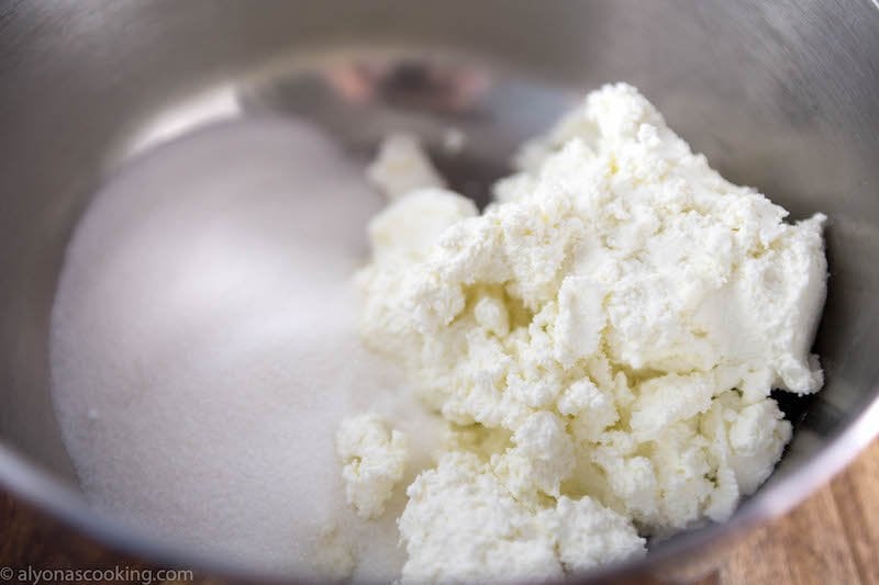 Farmer's cheese donut holes (Ponchiki) dough