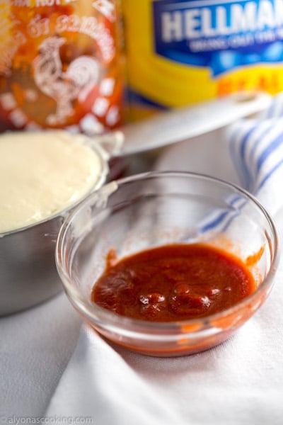 Spicy Mayo ingredients (Hellman's mayonnaise and sriracha hot sauce)