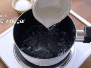 Making the sushi vinegar