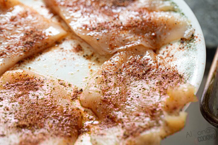 how to season chicken breasts with paprika, salt, and pepper for cheesy bbq chicken