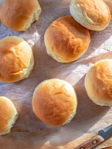 homemade hamburger buns like the grocery stores