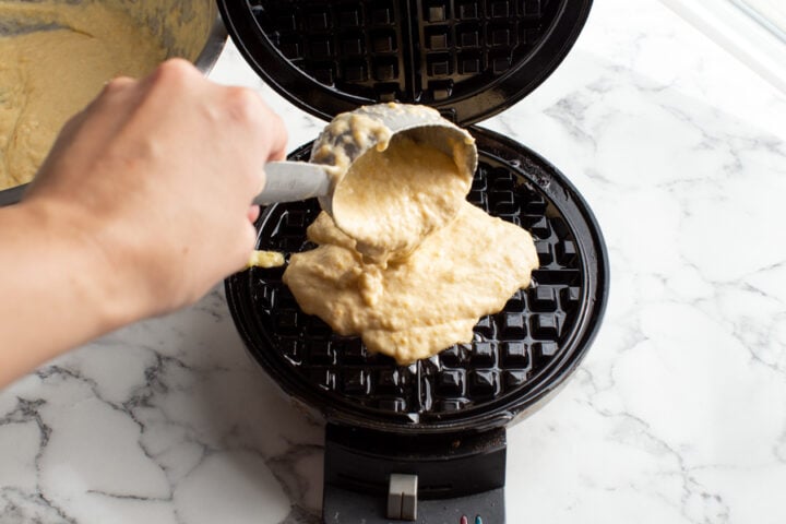 how to make pumpkin waffles in a waffle iron