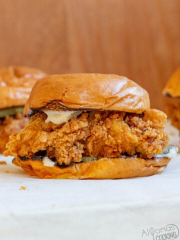 How to Make a Popeyes chicken Sandwich recipe at home with a step-by-step tutorial