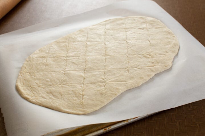 how to roll and score unleavened bread