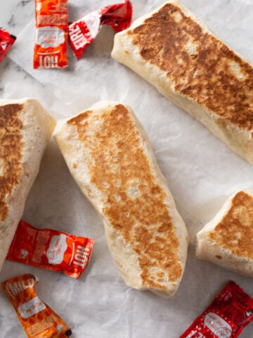 how to make original grilled stuffed burritos like Taco Bell