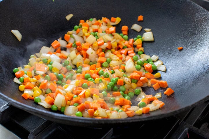 how to cook vegetables for fried rice in a hot wok