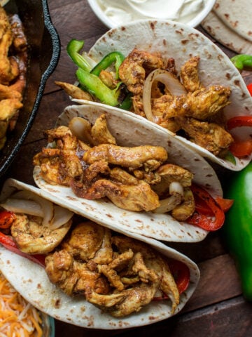 how to make chicken fajitas
