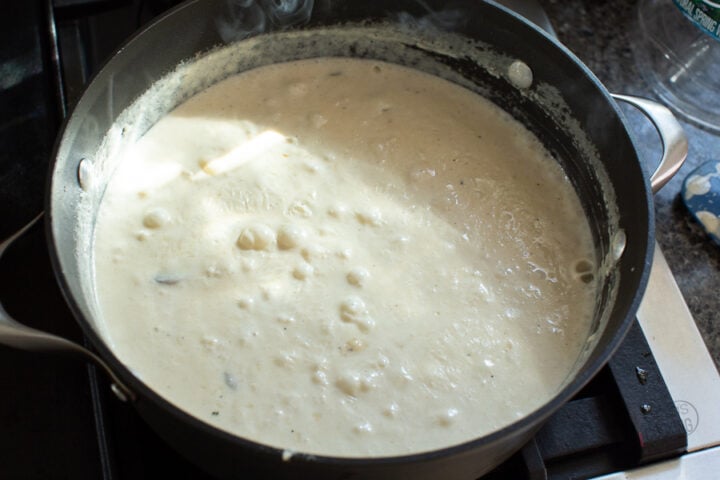 mushroom alfredo sauce