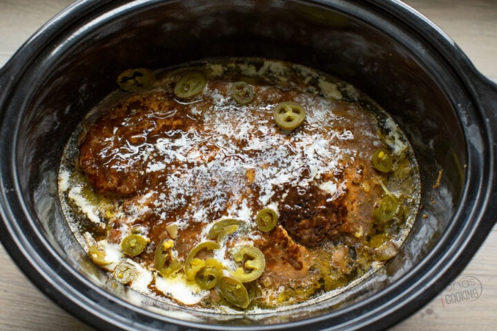 slowly cooked chuck roast with jalapeño slices