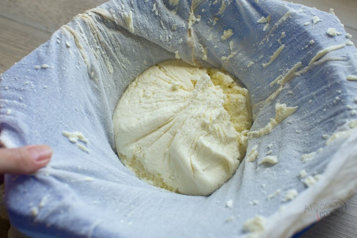 drained Velveeta cheese curds