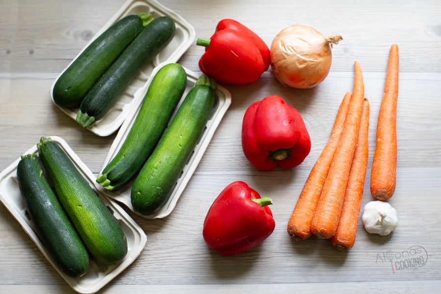 zucchini spread (Ikra) ingredients 