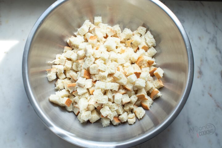 cubed bread for croutons