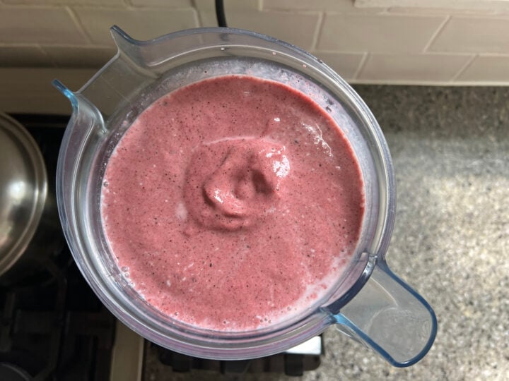 blended strawberry and blueberry kefir smoothie