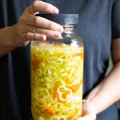 homemade pickled banana peppers