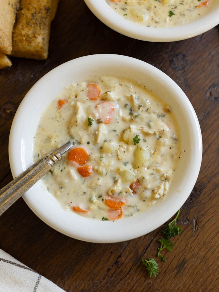 image of creamy chicken chowder soup in a bowl